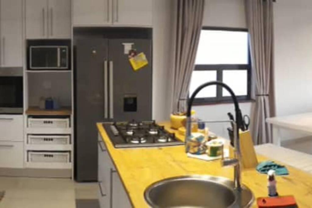 Leander'S Cottage - Your Dream Stay In Mind Свакопмунд Экстерьер фото